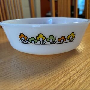 Vintage Fire King Anchor Hocking Summerfield 1.5 qt casserole dish